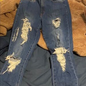 Fashion nova ripped jeans